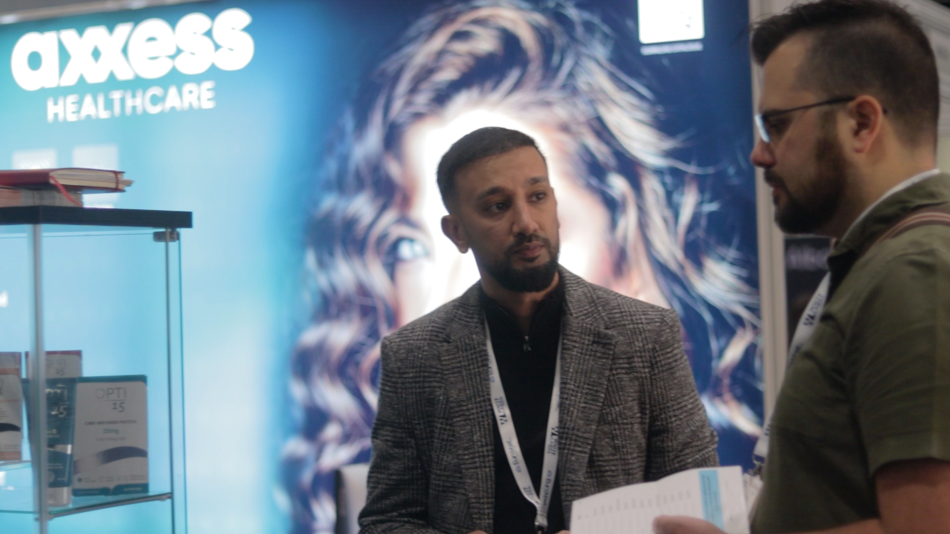 MVI_2679.00_00_37_08.Still014